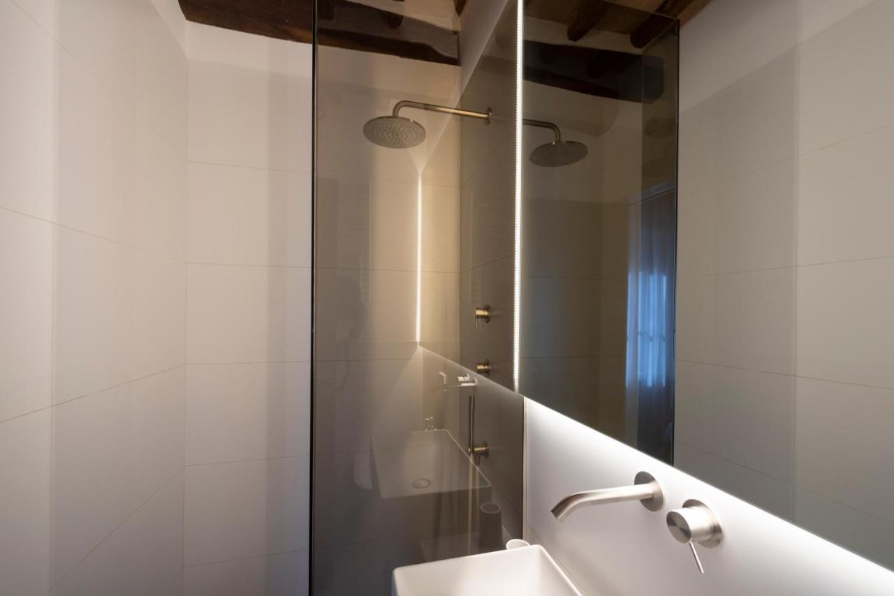 Terra D'Ombra Bed&Breakfast Сан-Джиминьяно Экстерьер фото