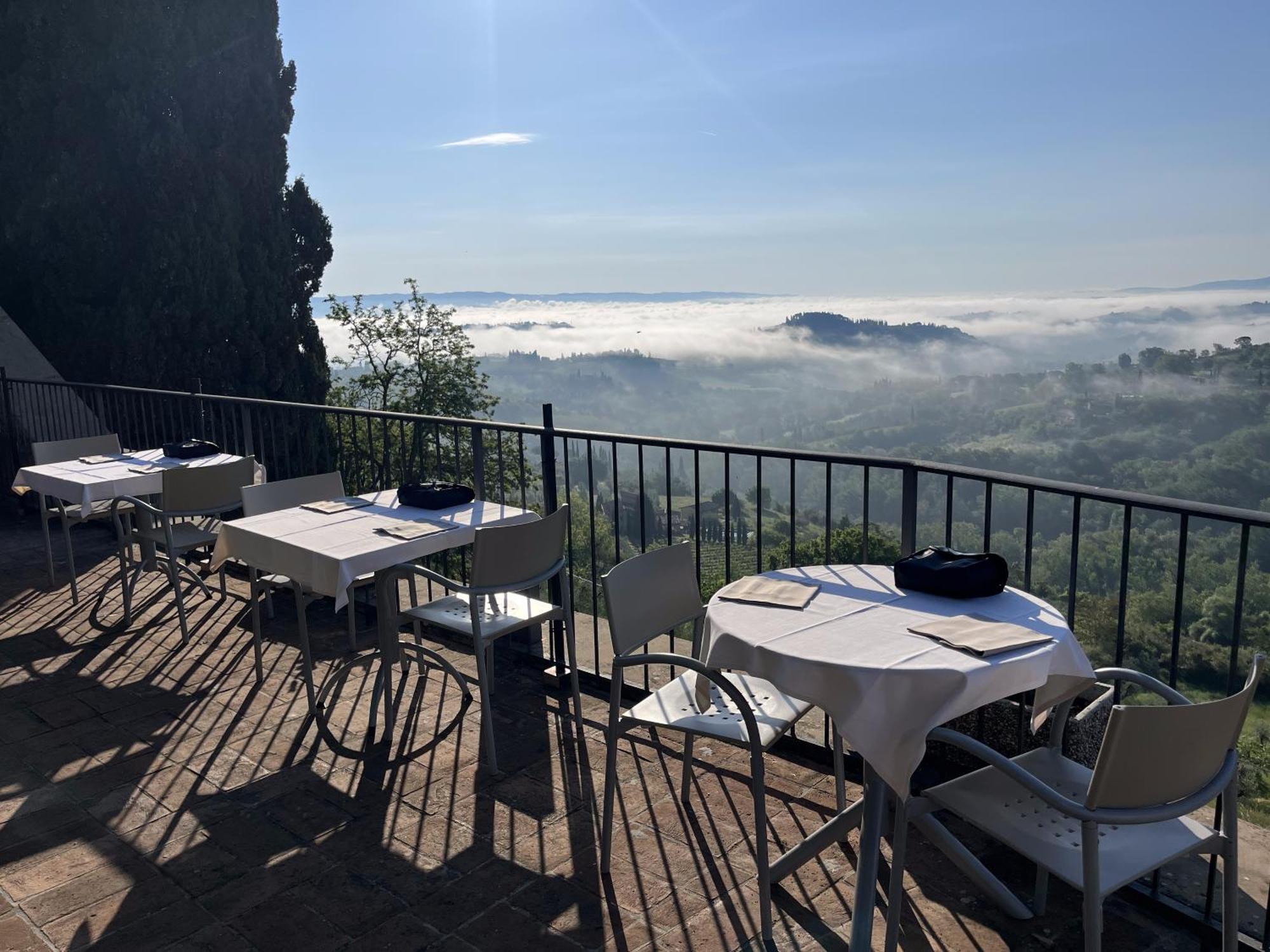 Terra D'Ombra Bed&Breakfast Сан-Джиминьяно Экстерьер фото